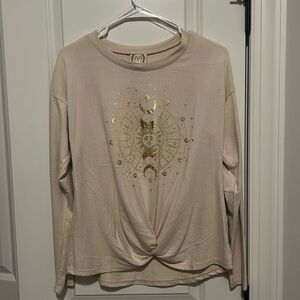 Tru Self NWT size Medium Celestial light sweater long sleeve shirt gold 🌙☀️